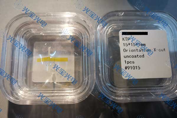 KTP晶体案例二-15×15×1 mm